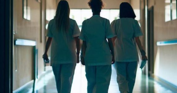 Nursing Up: "In Asst Sette Laghi arrivano 12 infermieri sudamericani. Basta un breve corso di italiano per affrontare le responsabilità dell'assistenza?"