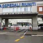 Vince il concorso per oss, ma l'attestato è fasullo: donna vittima di truffa a Foggia