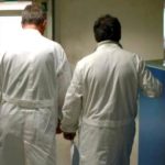 Anaao Assomed: "In servizio fino a 72 anni? Una norma ad personam per soli 1.000 medici"