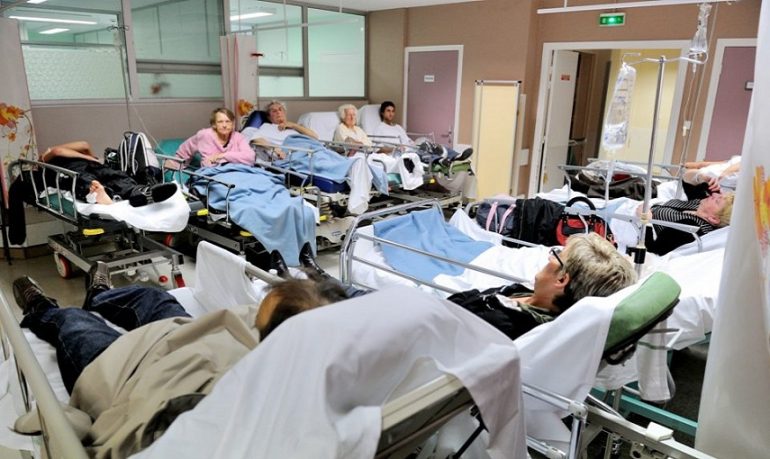 Foce: "Ospedali sotto assedio. Colpa di una campagna vaccinale inadeguata contro Covid e influenza"