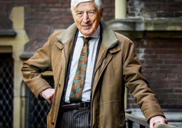 Eutanasia di coppia in aumento nei Paesi Bassi: l'ex primo ministro Dries van Agt e sua moglie scelgono la fine insieme