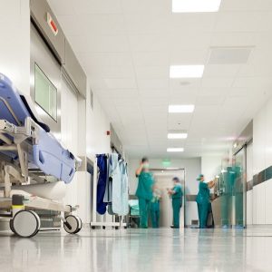 Falsi ricoveri per ottenere rimborsi dall'Asl: 22 indagati tra medici e pazienti nel Cilento