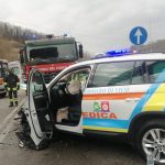 Incidente mortale sulla Perugia-Ancona: scontro tra mezzo di soccorso e Panda, una vittima e due feriti gravi