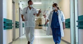 Nursing Up: "Infermieri e medici gettonisti sono costati più di quanto serve per il rinnovo del prossimo Ccnl"