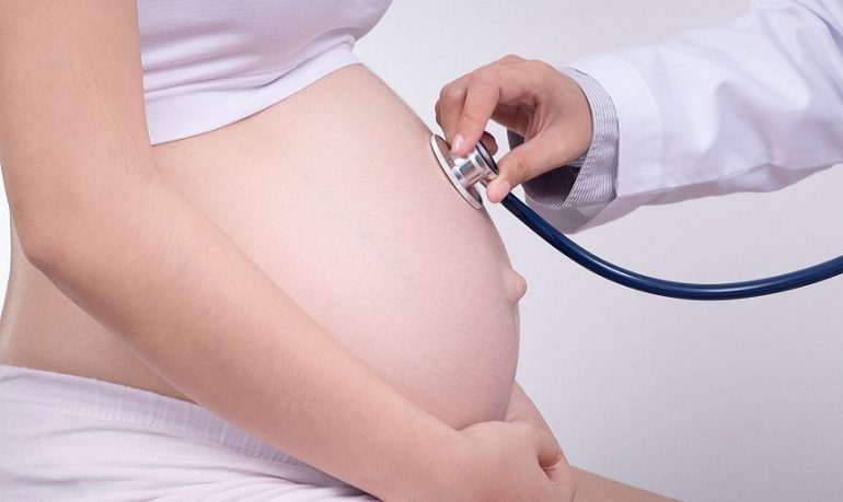 Diventa madre 15 anni dopo il cancro grazie alla tecnologia di preservazione della fertilità