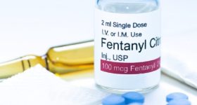 Fentanyl: i pericoli derivanti dall'oppiaceo sintetico usato come antidolorifico