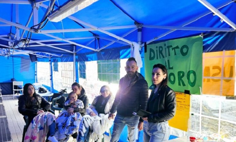 Monserrato (Cagliari), gli oss del Policlinico protestano a oltranza: al freddo nelle tende per chiedere continuità lavorativa