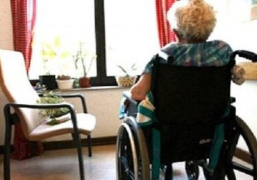 Presunti abusi su 4 anziane in Rsa: arrestato ex oss