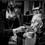 La solitudine del caregiver spiegata da una oss