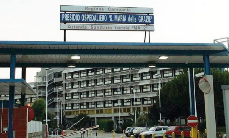 Pozzuoli (Napoli): paziente picchia una oss e marito devasta il Pronto soccorso