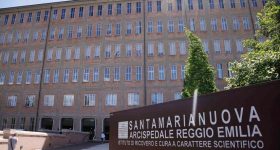 Reggio Emilia, nuova aggressione: donna tira i capelli a un'infermiera