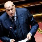 Ministro Crosetto, migliorano le condizioni dopo l'episodio di pericardite