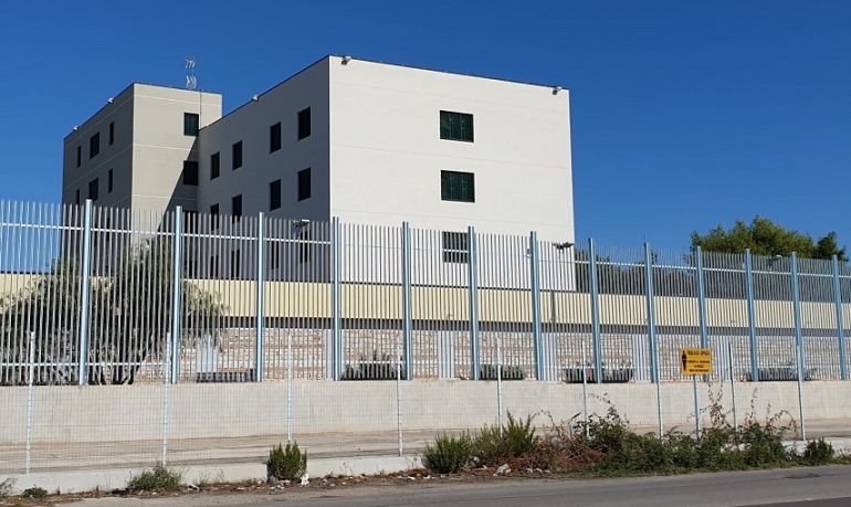 Infermiere brutalmente aggredito nel carcere di di Trani: la denuncia di Opi BAT