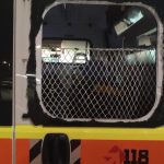 Ambulanza presa a sassate dopo l'intervento per soccorrere un ferito: follia a Bellaria Igea Marina (Rimini)
