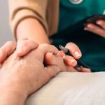 Associazione Coscioni: "Asl toscana nega morte assistita a donna che rifiuta nutrizione artificiale"