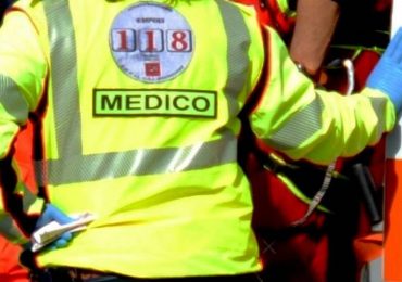 Pesaro-Urbino, offerti mega compensi a medici esterni per far fronte alla carenza di personale 118. Fp Cgil: "Perché non premiare chi già lavora all'interno?"