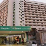 Bologna, violenza all'Ospedale Maggiore: infermiera colpita da un calcio al volto