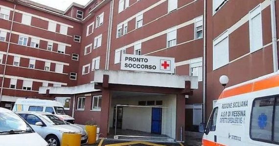 Cartone anziché stecche per immobilizzare gamba fratturata: ispezione all'ospedale di Patti (Messina)