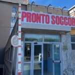 Messina, infermiere preso a calci e pugni dai parenti di una paziente