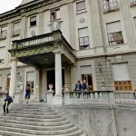 Milano, si finge infermiere e molesta una donna incinta: uomo arrestato per violenza sessuale
