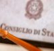 Concorso per funzionari amministrativi: Consiglio di Stato annulla due quesiti ambigui