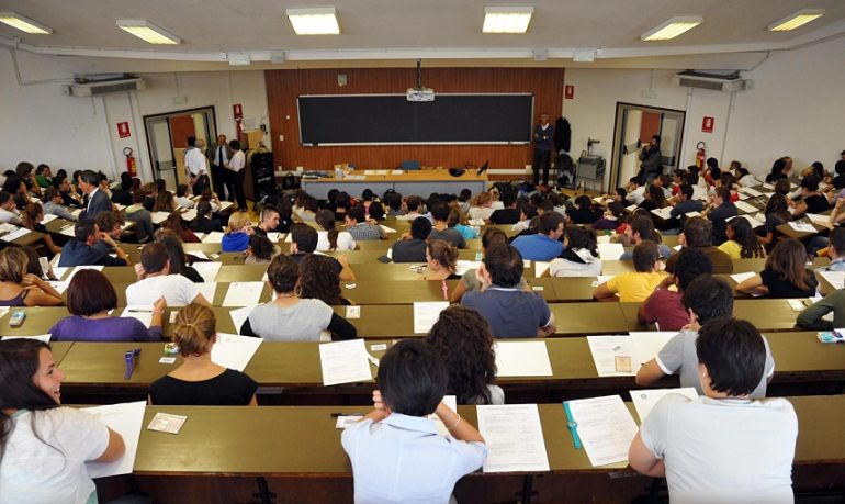 Test di ammissione ai corsi di laurea magistrale delle Professioni sanitarie (A.A. 2024-2025): calo di domande pari al 10%. La sintesi del professor Mastrillo