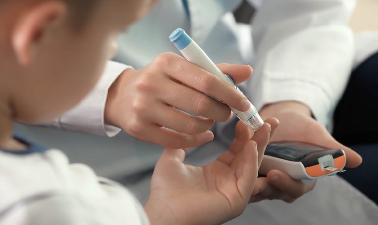 Diabete di tipo 2: 9% in più di casi ogni due anni. Cherubini (SIEDP): "Nei giovani è più aggressivo che negli adulti. Necessario estendere screening nei bimbi a rischio"